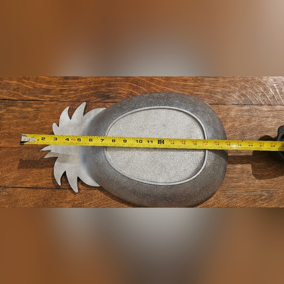 Lenox Pineapple Tray Set. - Picture 3 of 12